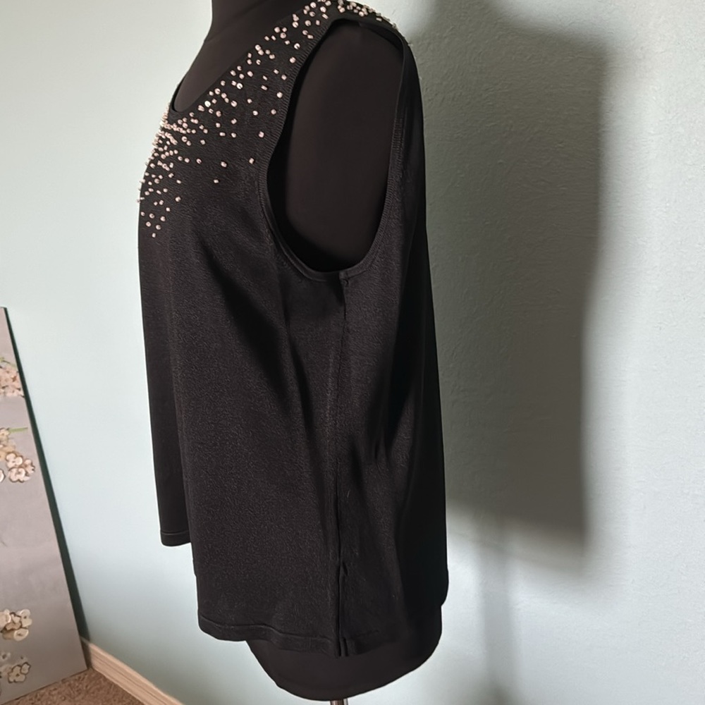 Black Ellen Tracy tank top - Picture 2 of 5